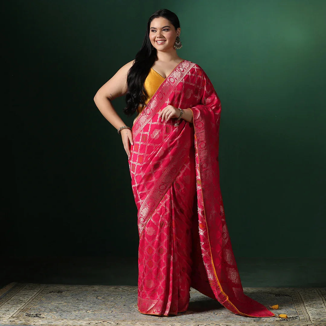 Red Bandhani Georgette Saree With Unstitched Blouse