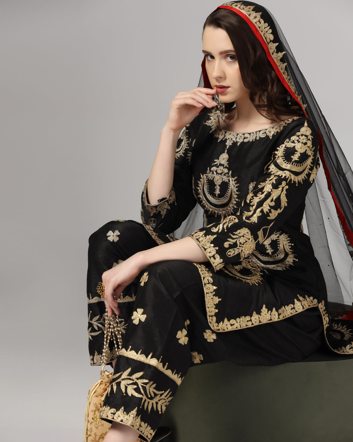 Black Aari Embroidered Kurta Set With Dupatta