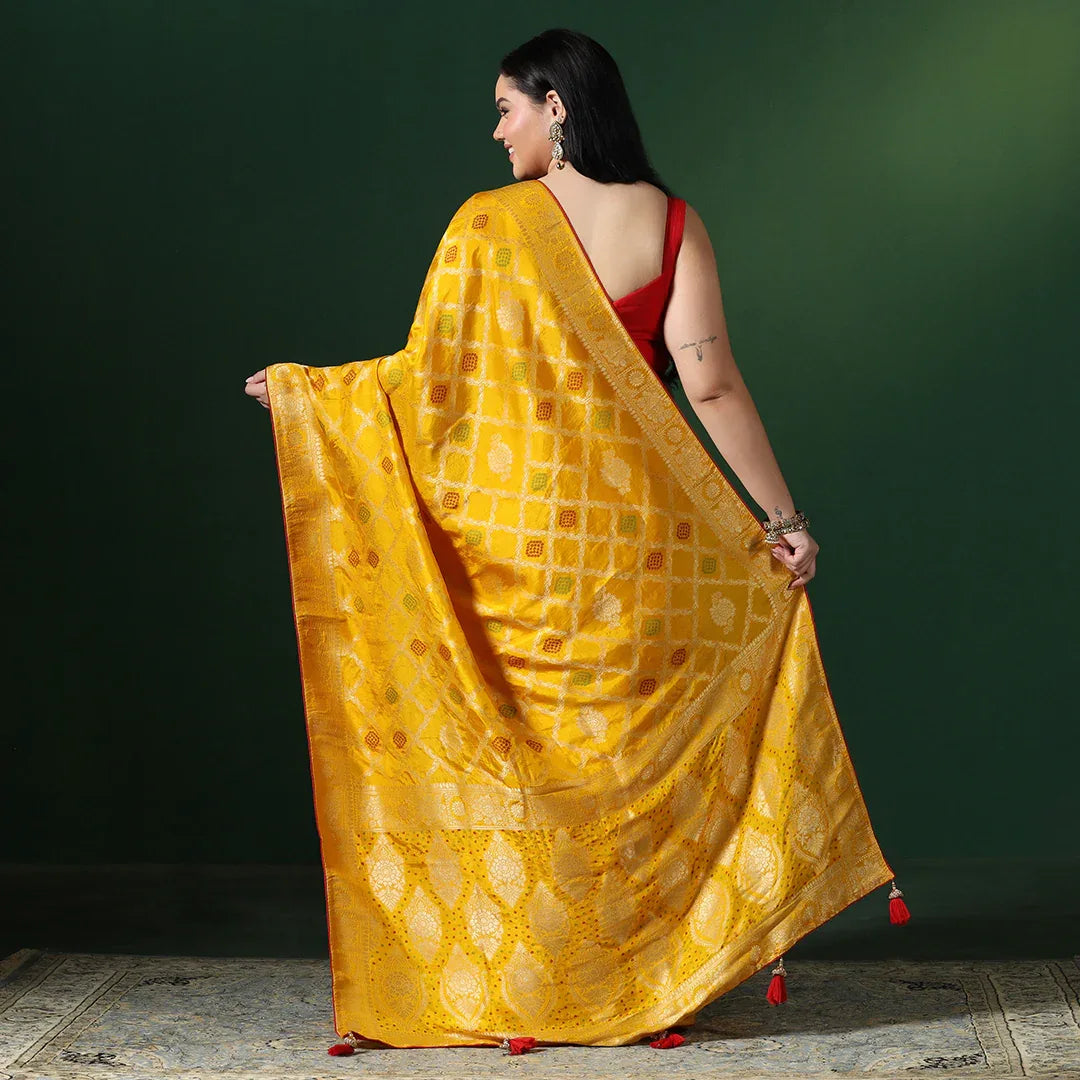 Yellow Bandhani Georgette Saree With Unstitched Blouse