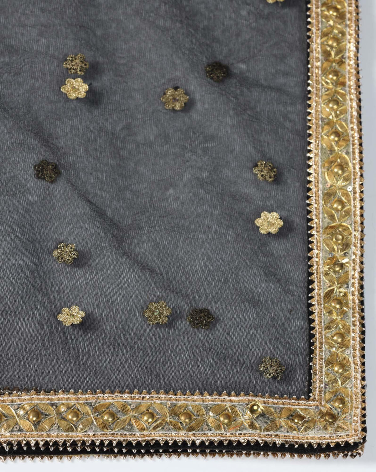 Black Aari Thread Embroidered Kurta With Crepe Pants & Dupatta