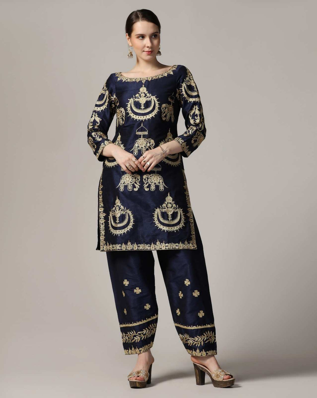 Royal Blue Kurta Salwar Set With Intricate Aari Embroidery