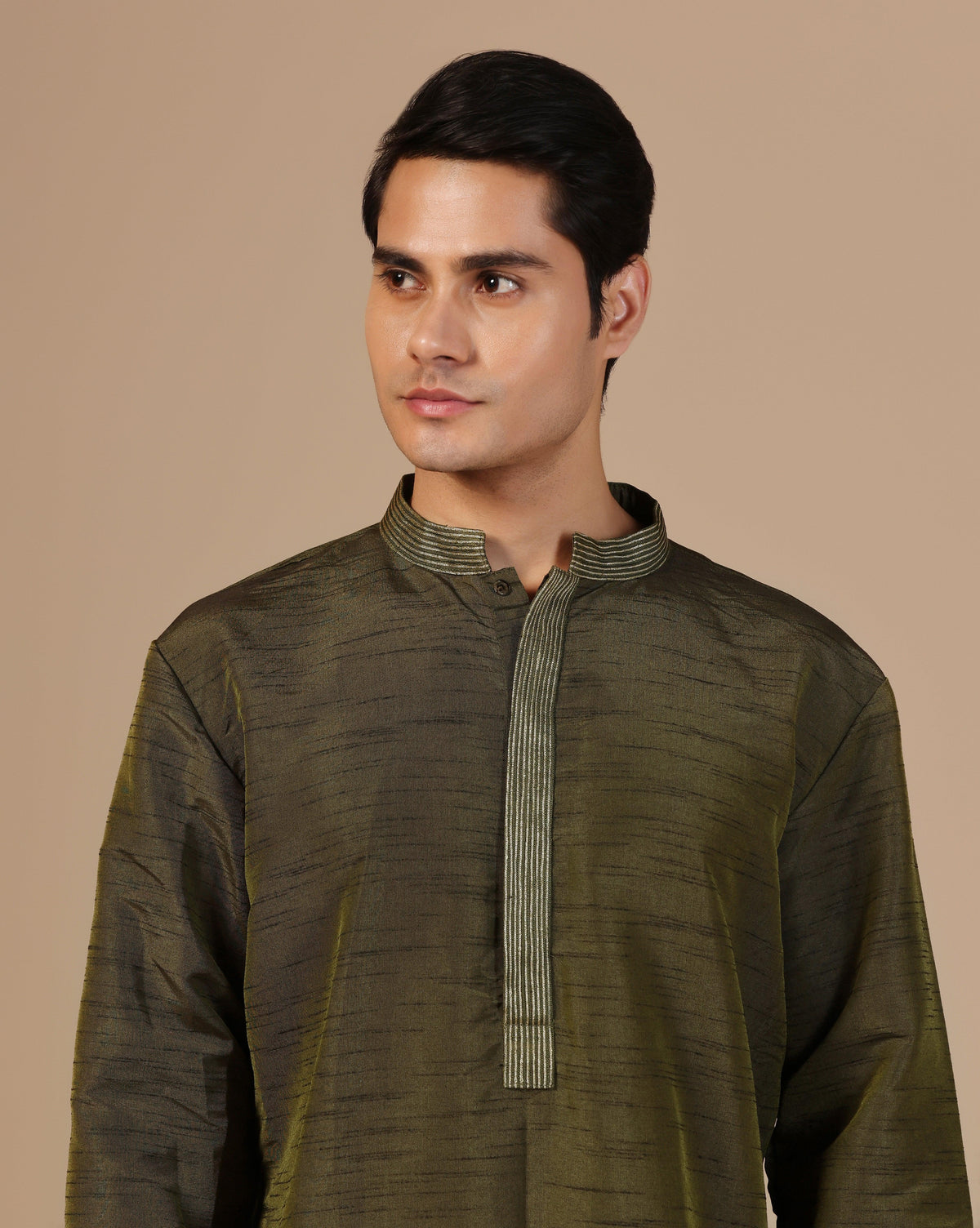 Elegant Green Silk Kurta Set With Aari Zari Embroidery