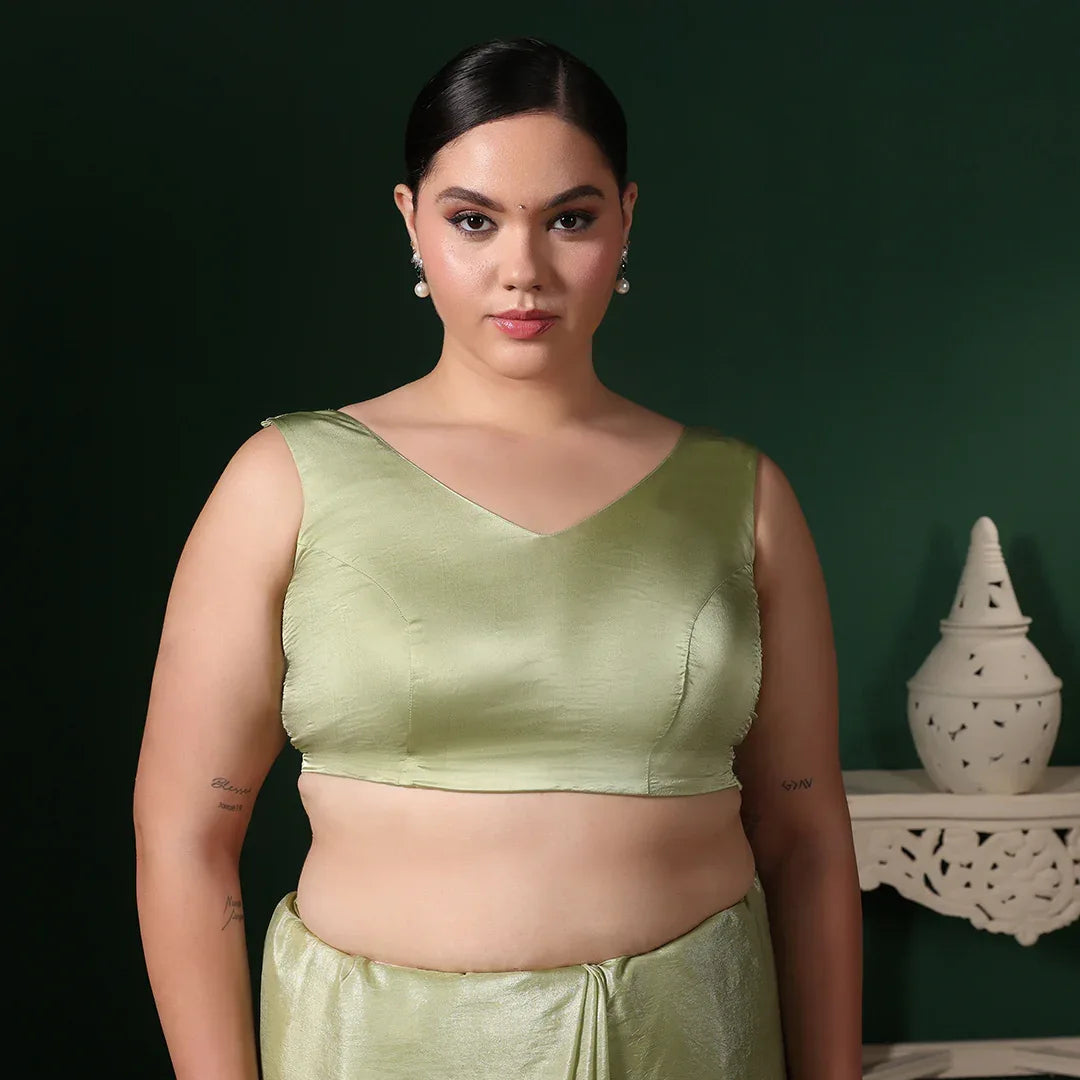 Green Gotta Crepe Saree With Unstitched Blouse