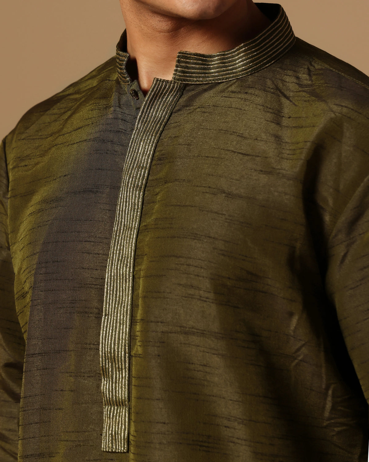 Elegant Green Silk Kurta Set With Aari Zari Embroidery