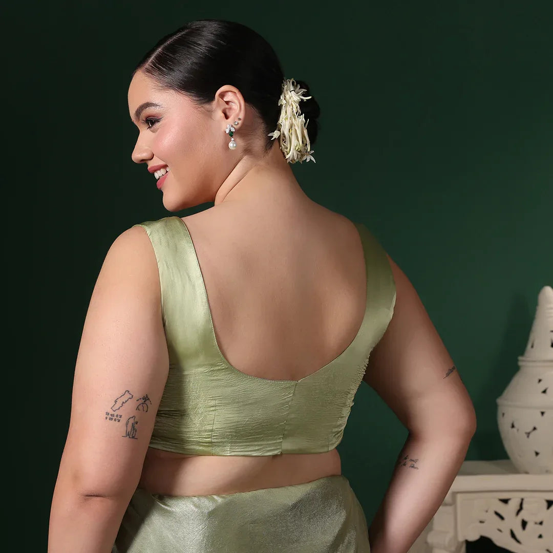 Green Gotta Crepe Saree With Unstitched Blouse