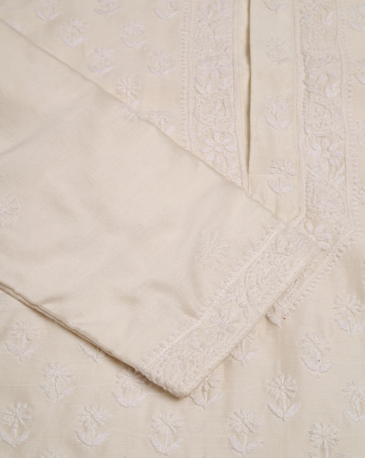 Classic Men's Chikankari Kurta