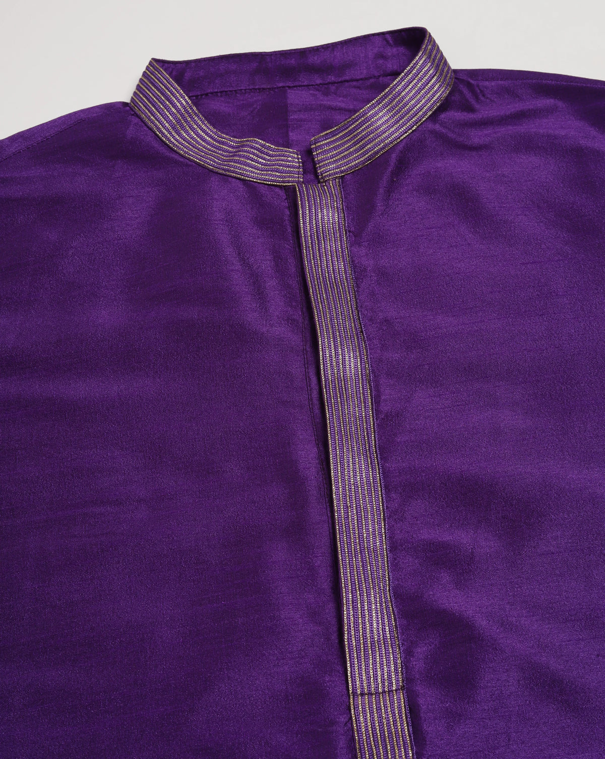 Elegant Purple Silk Kurta Set With Aari Zari Embroidery