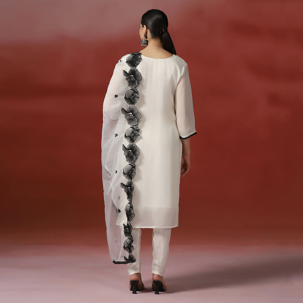 Embroidered Black Thread Work Kurta Set