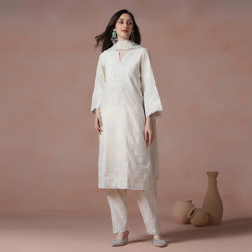 Classic Ivory Chanderi Kurta Set With Fine Thread & Pearl Work
