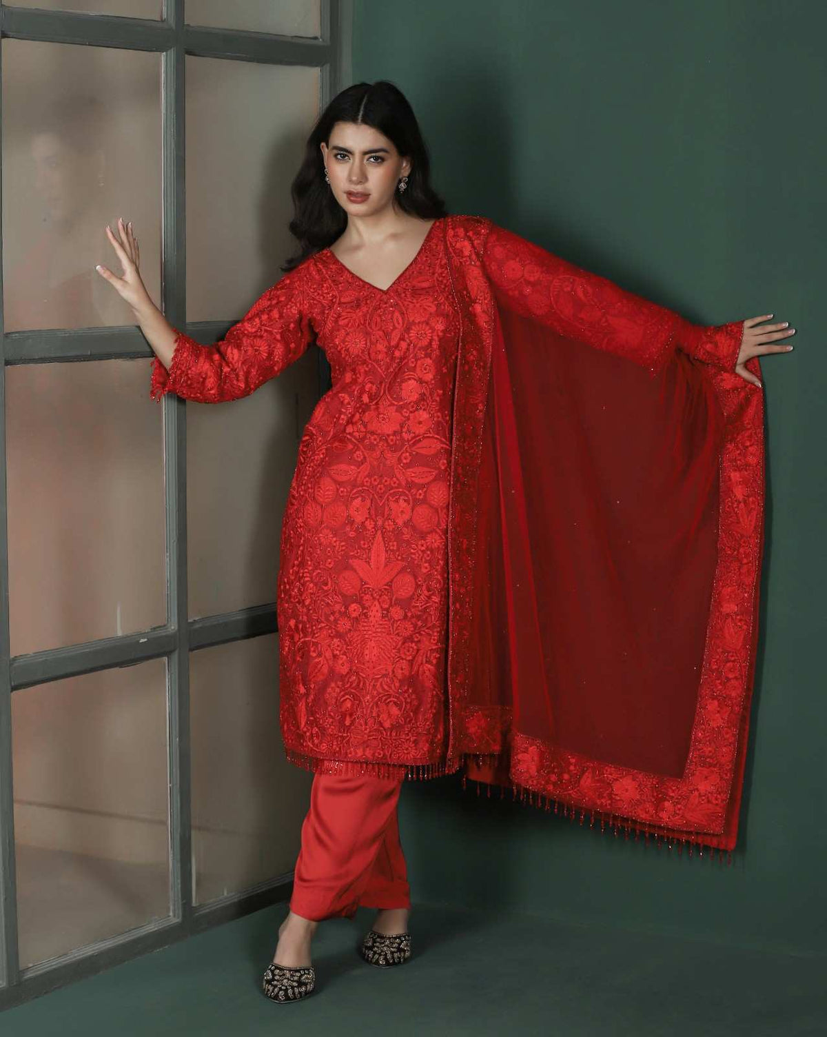 Elegant Red Kurta Set With Tone-on-Tone Thread Embroidery & Tassels