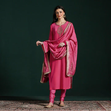 Rose Pink Crepe Kurta Churidar Set with Zari Woven Dupatta