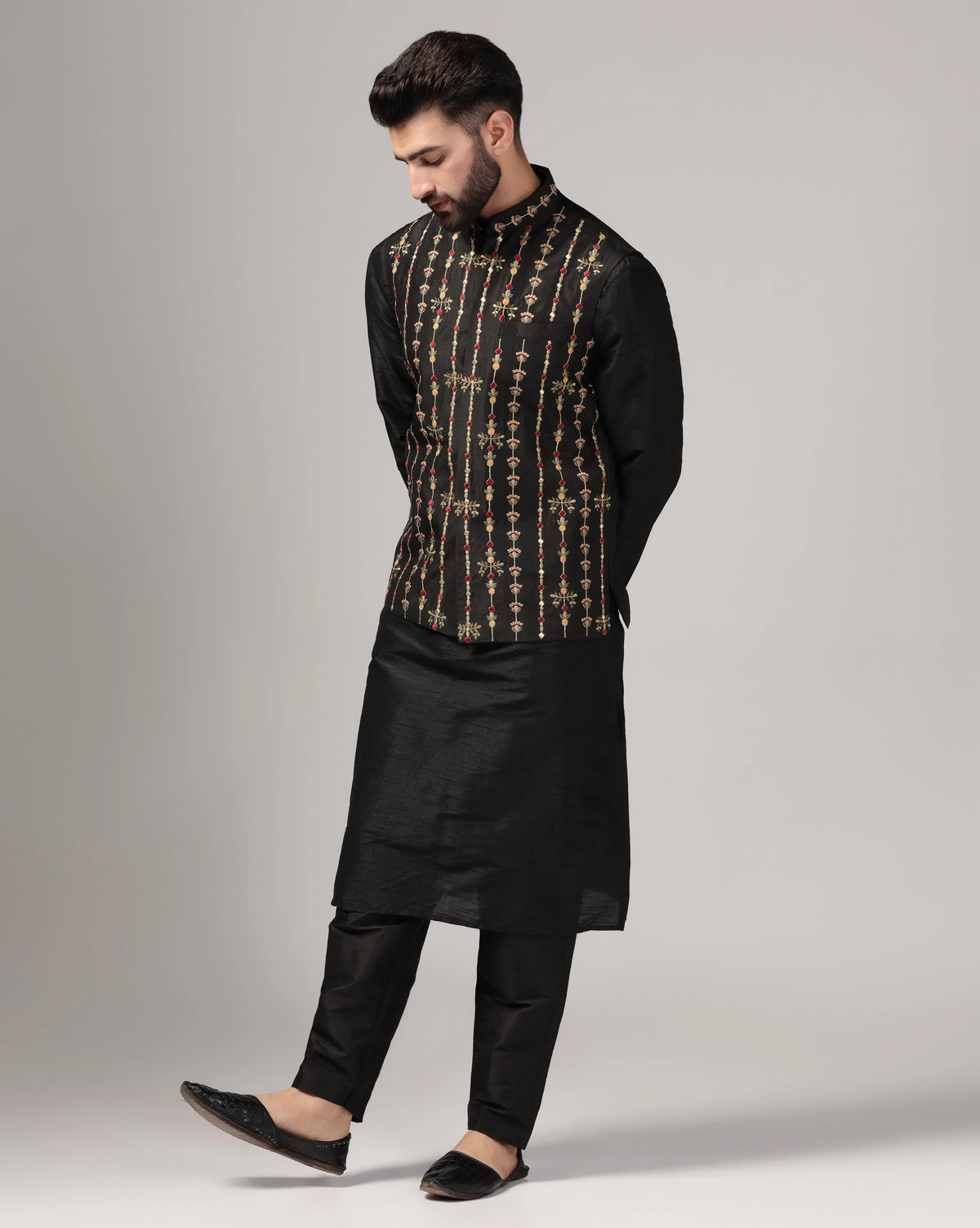 Men's Black Embroidered Nehru Jacket