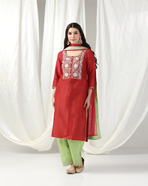 Aari Embroidered Red Kurta Set With Dupatta