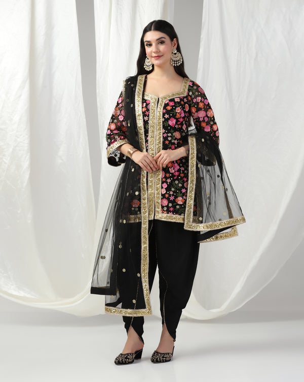 Aari Embroidered Black Kurta Set With Dupatta