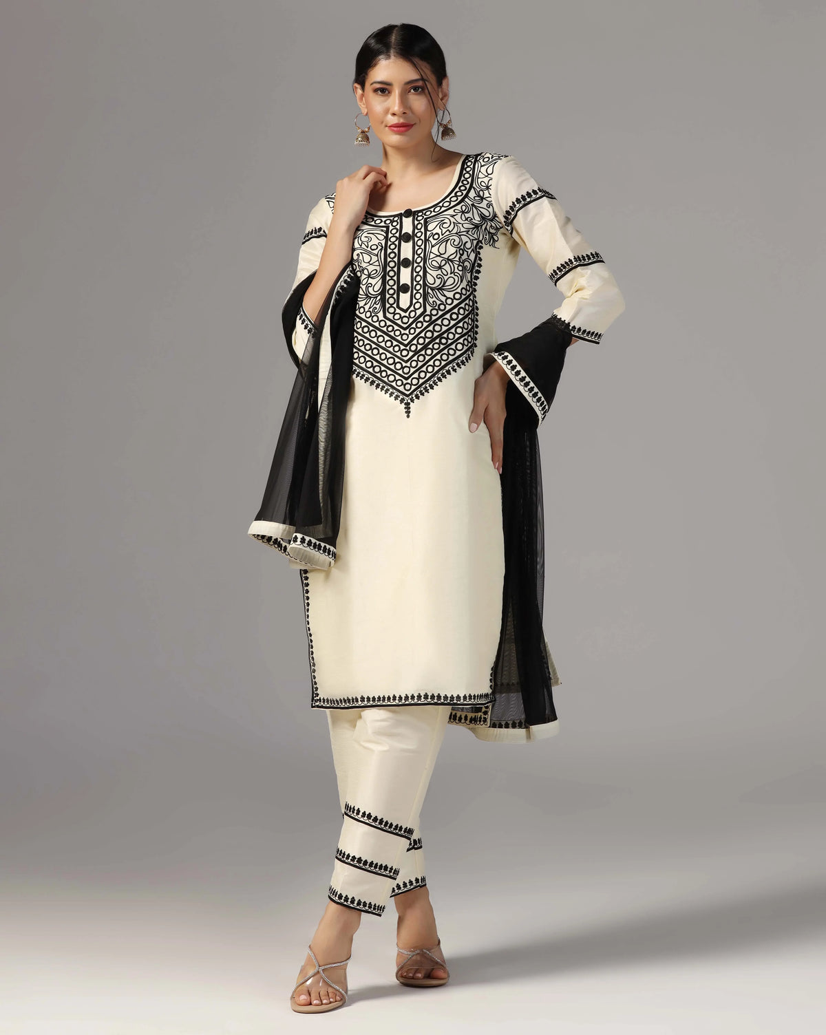 Women's embroidered kurti set — RNG REZA