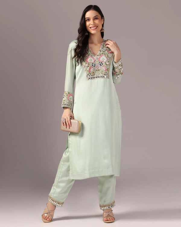 Green Embroidered Kurta sSet