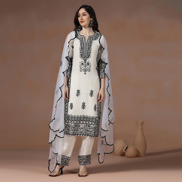 Off White Organza Kurta Pant Set With Black Aari Thread Work & Embellished Pearls & Stones