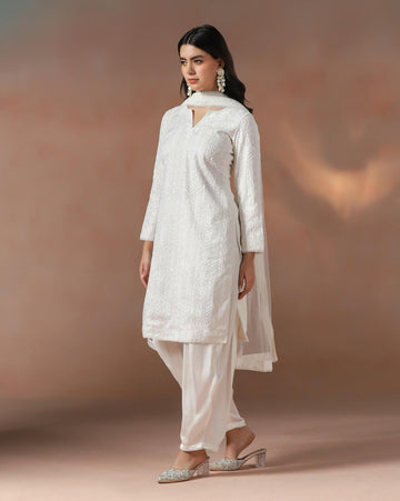 Chanderi Aari Thread Embroidered Kurta Pants Set with Dupatta & Lace Detailing