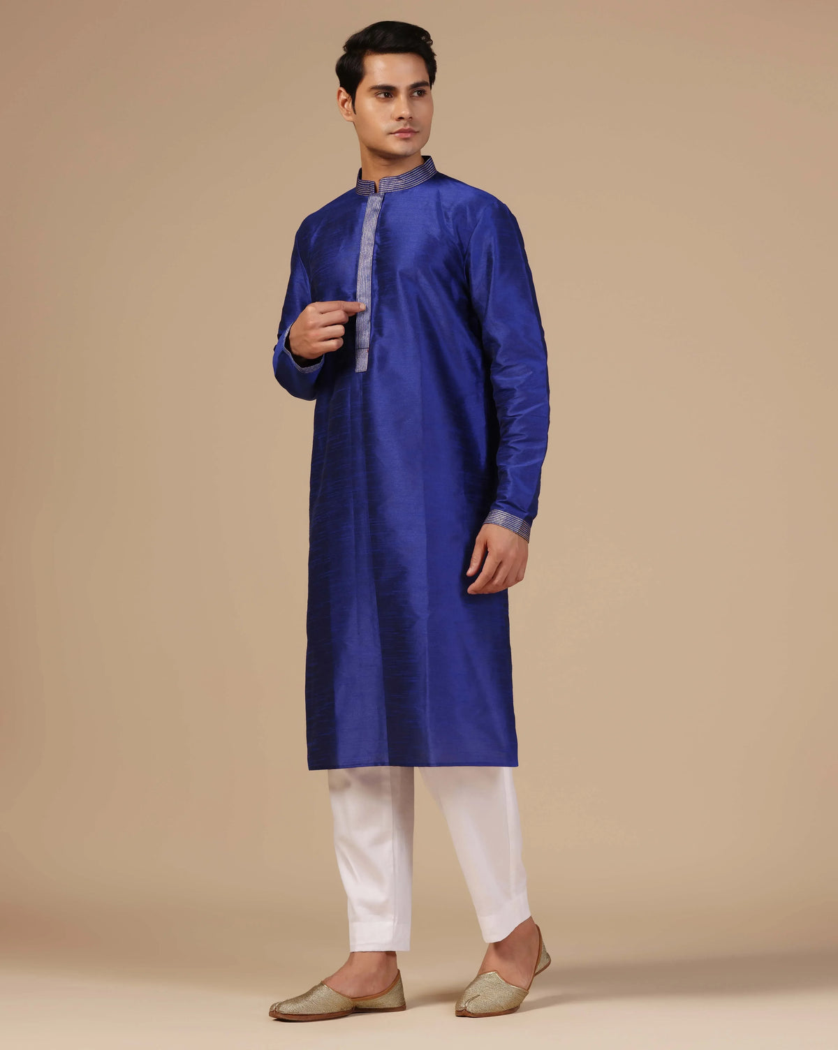 Blue Silk Kurta Set With Aari Zari Embroidery