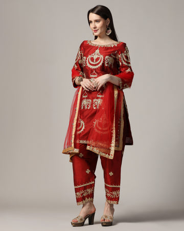 Maroon Aari Embroidered Kurta Set With Dupatta