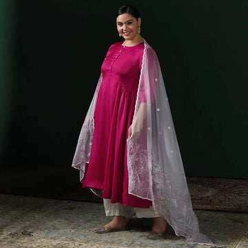 Fuschia embroided dupata anarkali
