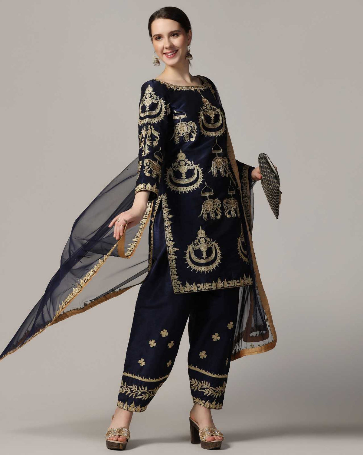 Royal Blue Kurta Salwar Set With Intricate Aari Embroidery