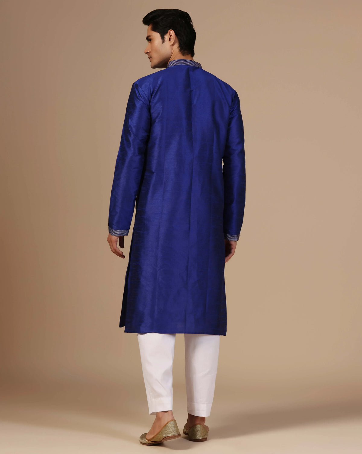 Blue Silk Kurta Set With Aari Zari Embroidery