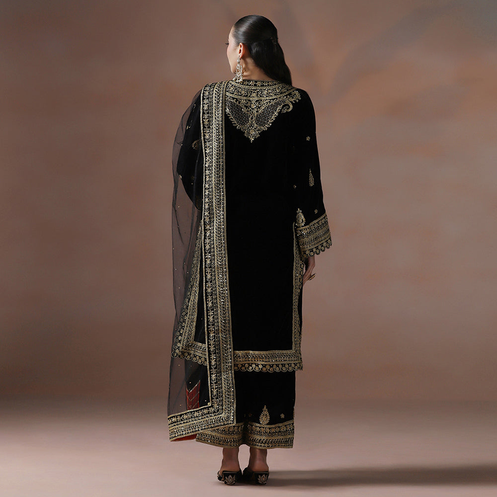Black Velvet Dori Embroidered Kurta Set