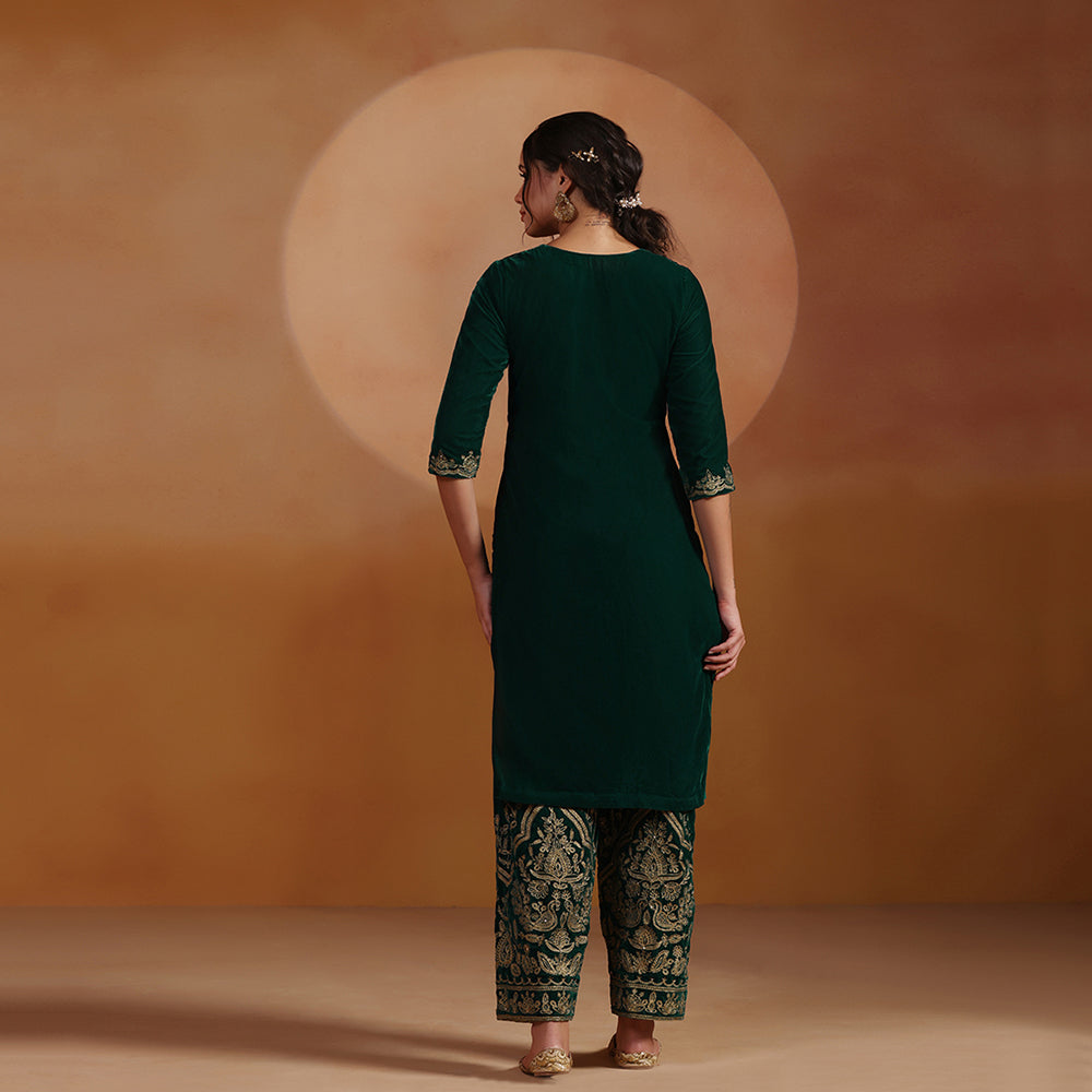 Emerald Green Velvet Aari Embroidered Kurta Set