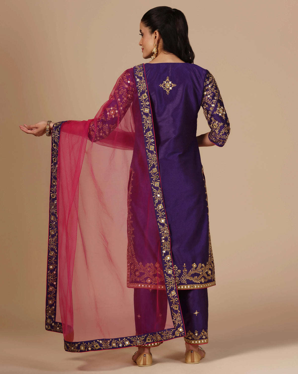 Embroidered Kurti Set