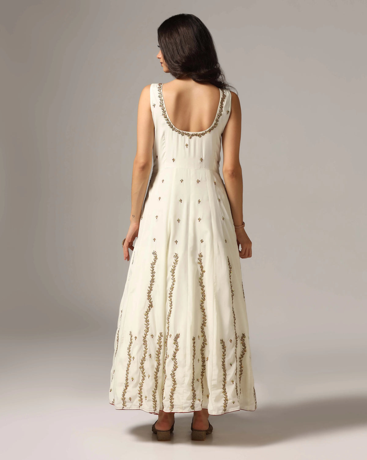 Ivory Embroidered Flowing Silhouette