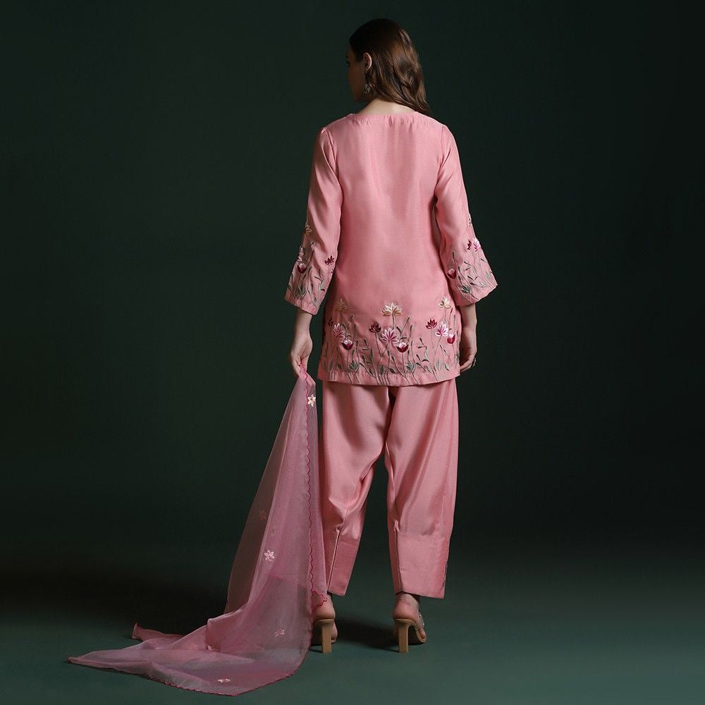 Peach Pink Crepe Embroidered Kurta Set
