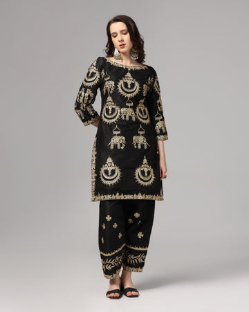 Black Aari Embroidered Kurta Set With Dupatta