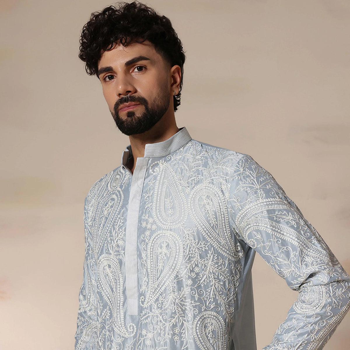 Powder Blue Men's Kurta Set With Delicate Threads Aari Work
