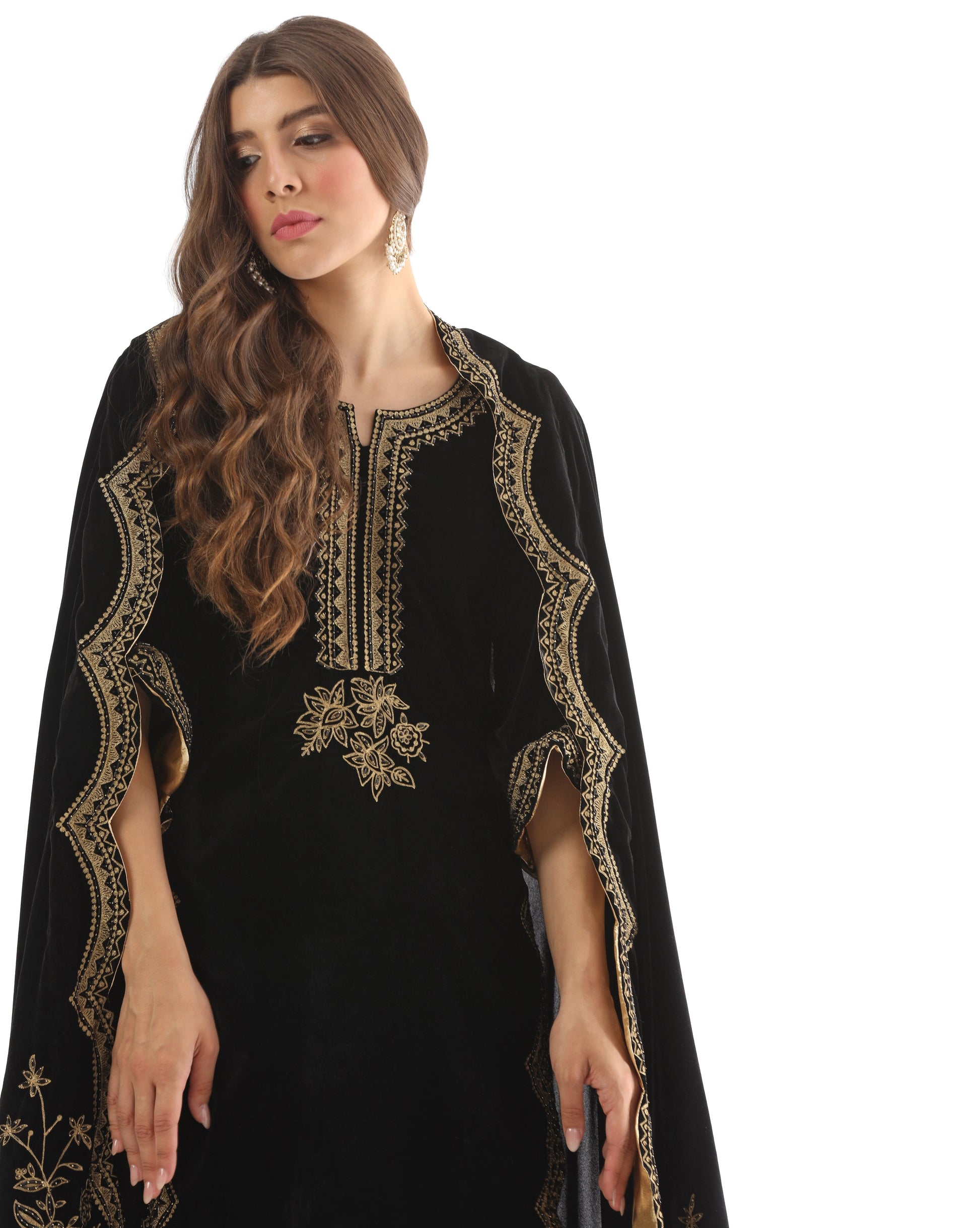 Black Velvet Aari Embroidered Kurta Set
