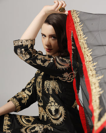 Black Aari Embroidered Kurta Set With Dupatta