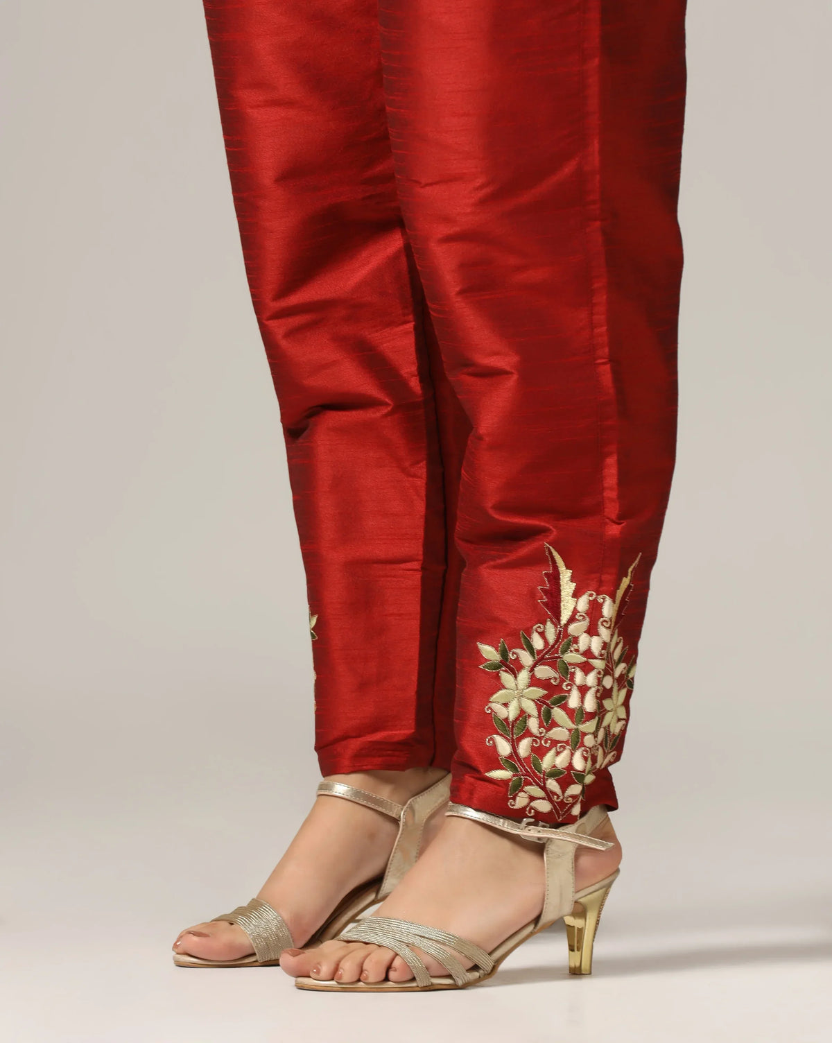 Kurti with Pants & Dupatta , Maroon Dupatta