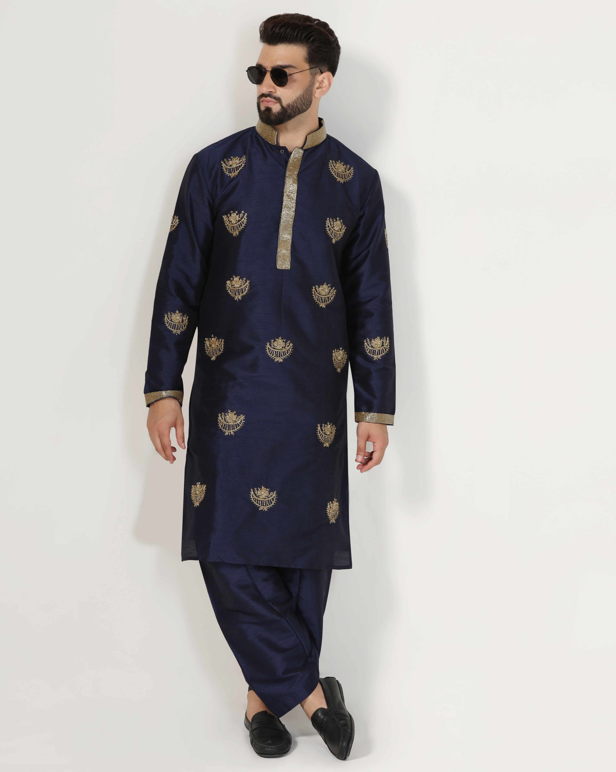 Men's Blue Kurta Set With Intricate Gold Hand Embroidery