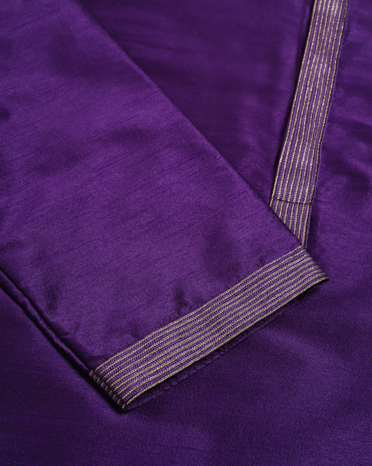 Elegant Purple Silk Kurta Set With Aari Zari Embroidery