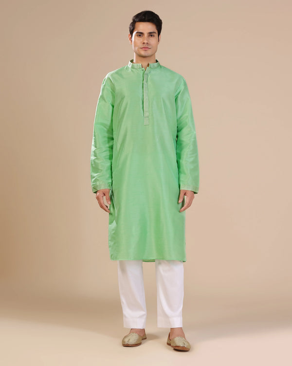 Men's Elegant Green Silk Kurta Set With Aari Zari Embroidery