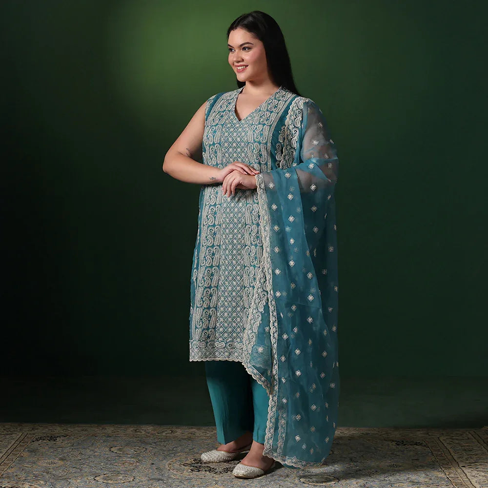 Chiffon Thread Embroidered Unstitched Suit